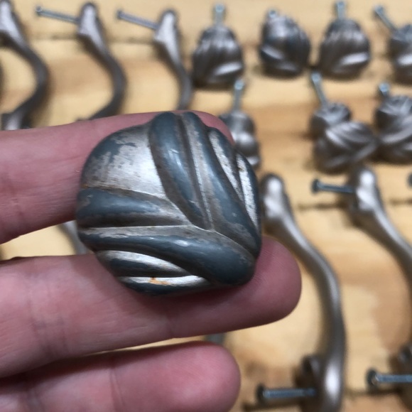 Kitchen Cabinet Pulls - Picture 4 of 7